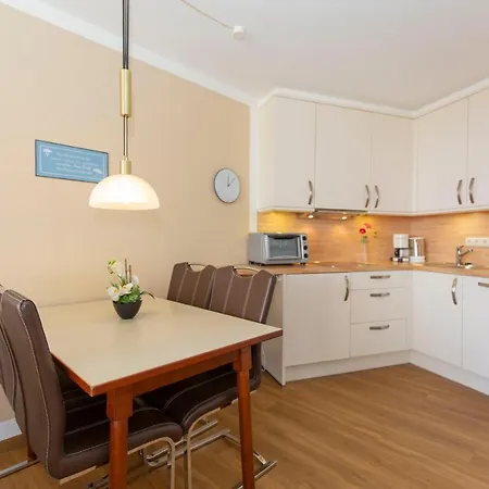 Διαμέρισμα Lord Nelson 815 *