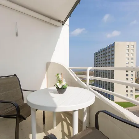 Διαμέρισμα Lord Nelson 815